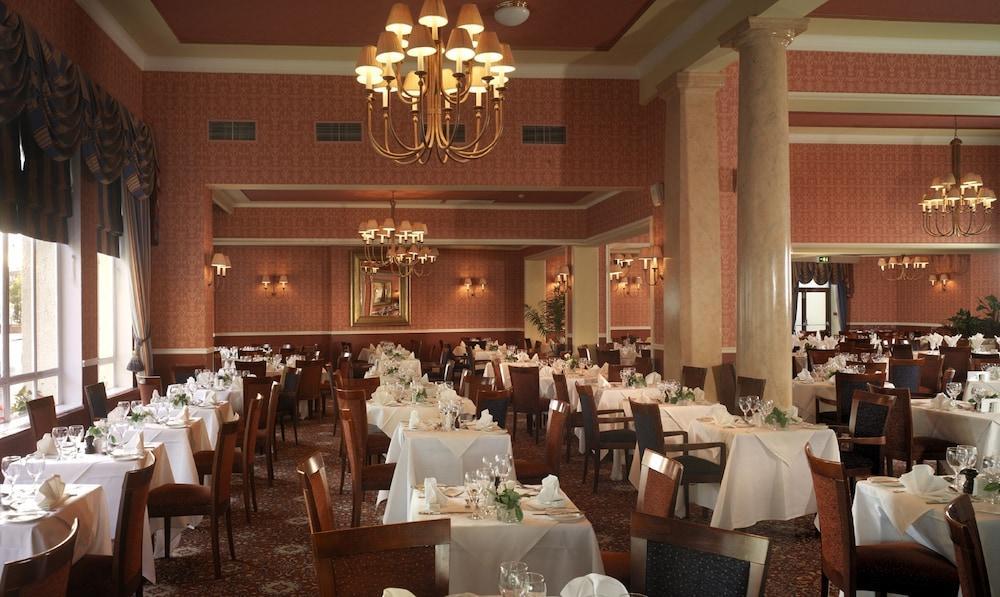 Royal Hotel Scarborough Exterior photo